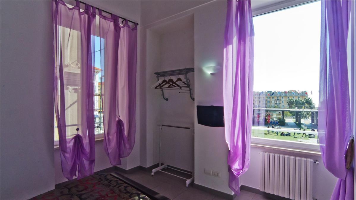 Londrino Sanremo Hotel Buitenkant foto